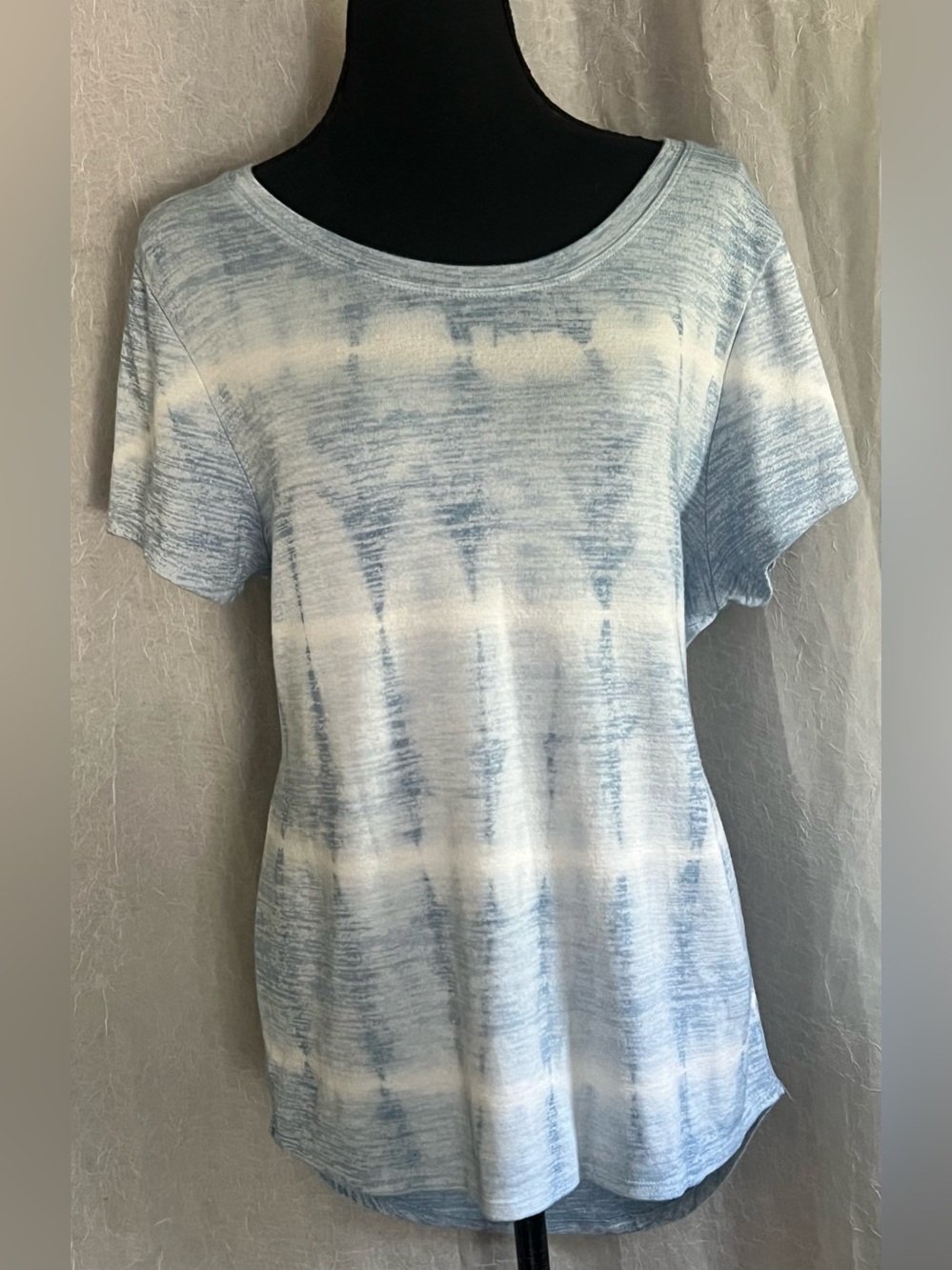 Market spruce Light Blue Tie-Dye Short Sleeve Women's Top